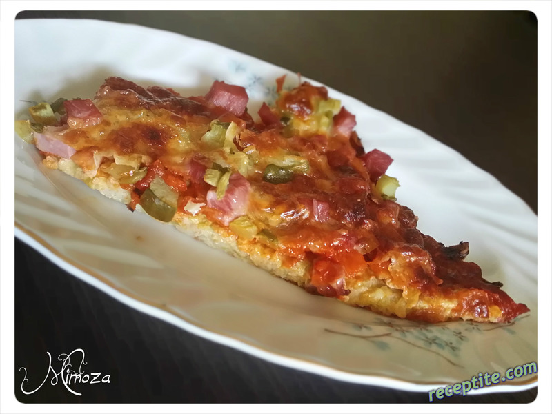 Снимки към Диетична пица от тиквички