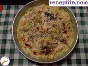 снимка 2 към рецепта Пиле с картофи, майонеза и чесън