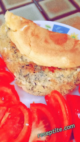 Снимки към Омлет със сирене и кренвирш
