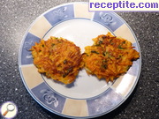 снимка 2 към рецепта Морковени тиганици