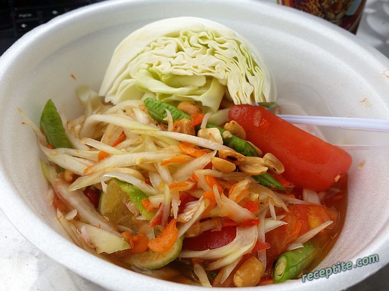 Снимки към Салата със зелена папая (Green papaya salad)