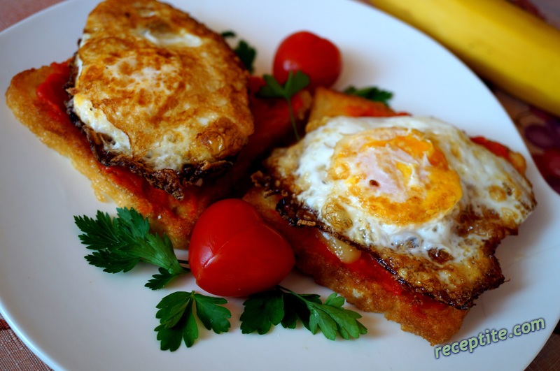 Снимки към Топъл сандвич с пържено яйце