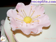 снимка 8 към рецепта Пастилаж за изработка на венчелистчета на цветя