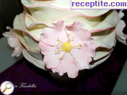 снимка 3 към рецепта Пастилаж за изработка на венчелистчета на цветя