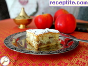 снимка 4 към рецепта Есенен сладкиш с бисквити и орехи