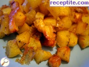 снимка 2 към рецепта Картофени кубчета с пармезан