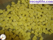 снимка 1 към рецепта Картофени кубчета с пармезан