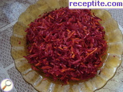снимка 4 към рецепта Салата от моркови, ряпа и червено цвекло