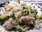 Салата с ориз, риба тон и броколи