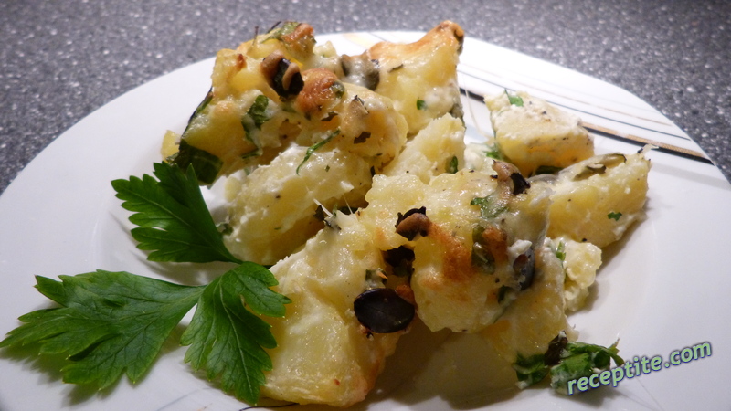 Снимки към Картофи с магданоз и кашкашал