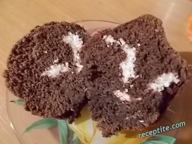 Снимки към Шоколадов кейк с кокос