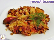 снимка 1 към рецепта Кисело зеле с картофи на фурна II вид