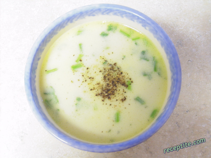 Снимки към Гъбена супа с бяло вино