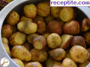 снимка 2 към рецепта Млади бейби картофки с масло по Смолянски