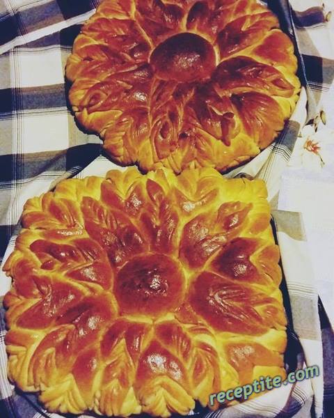 Снимки към Празнична питка Цвете