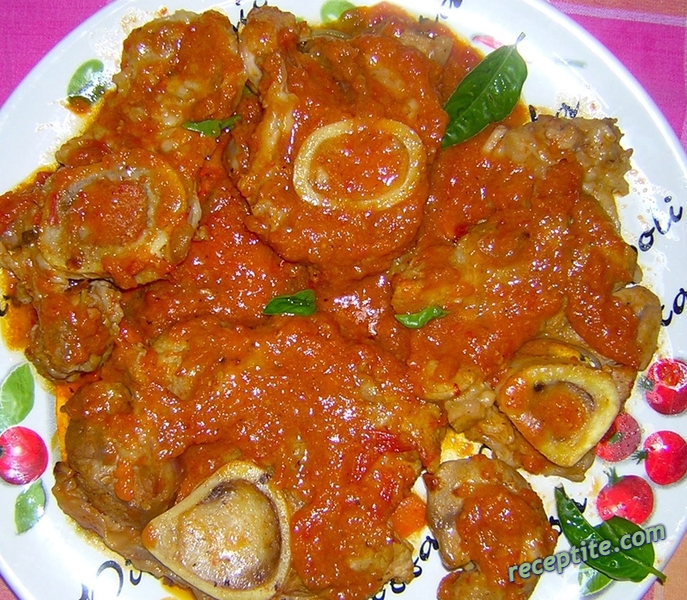 Снимки към Телешки джолан по Милански (Оссо-буко)