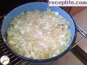 снимка 5 към рецепта Огретен от картофи и топено сирене