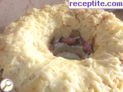 снимка 1 към рецепта Картофен кекс с плънка