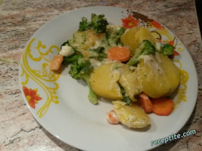 Снимки към Броколи (карфиол) с картофи на фурна