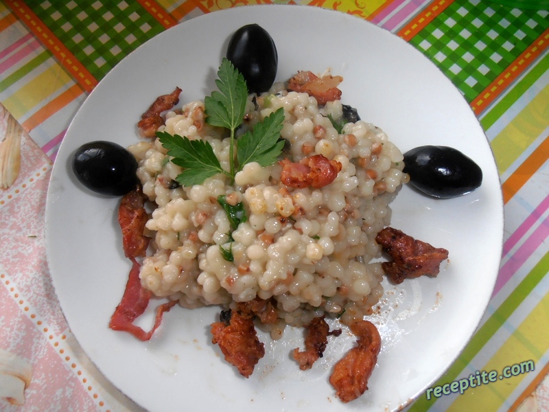 Снимки към Предястие с кус-кус и пържен бекон