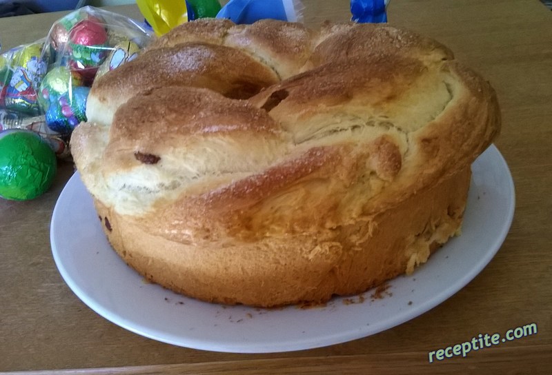 Снимки към Козунак на конци