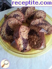снимка 12 към рецепта Какаов кекс със сладко