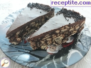 снимка 7 към рецепта Шоколадово-бисквитена торта