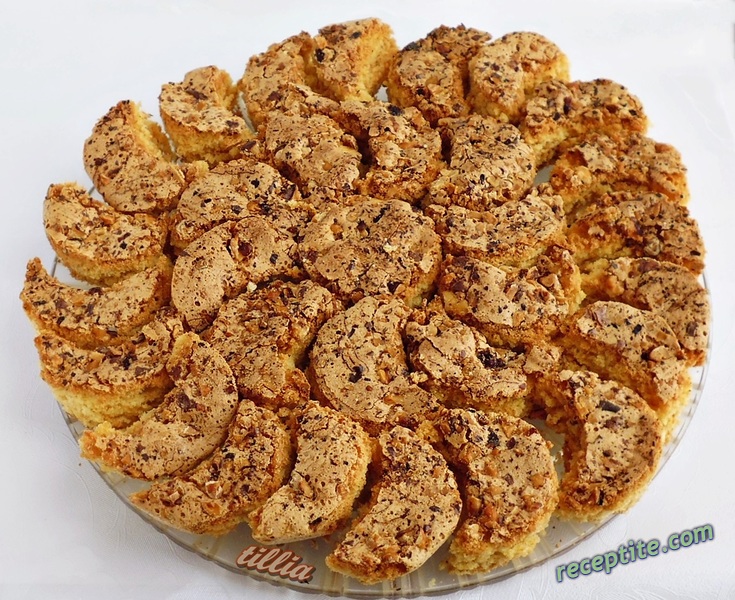 Снимки към Сладкиш Полумесеци
