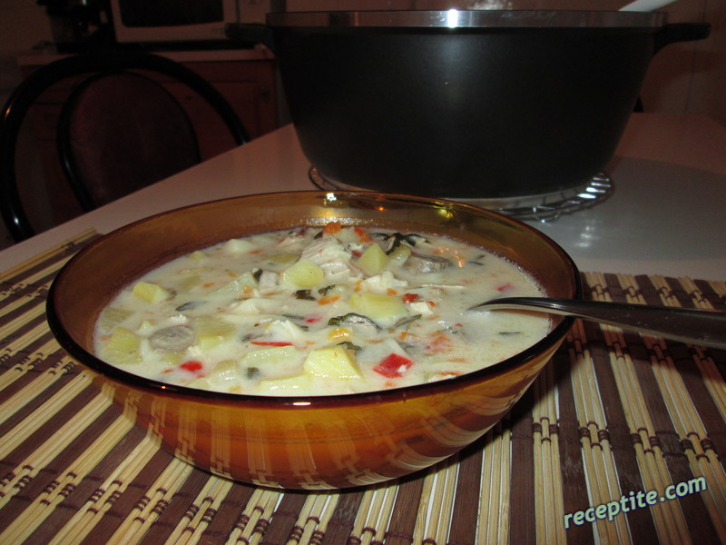 Снимки към Пилешка супа Пеполина