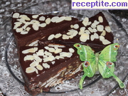 снимка 9 към рецепта Шоколадово-бисквитена торта