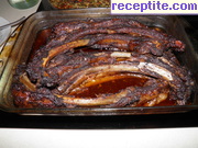 снимка 2 към рецепта Свински ребра със соев сос и вино на фурна