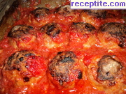 снимка 8 към рецепта Кюфтета с доматен сос на фурна