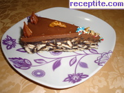 снимка 15 към рецепта Шоколадово-бисквитена торта