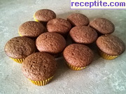 снимка 1 към рецепта Какаови мъфини с парченца бял шоколад