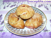 снимка 2 към рецепта Сладки хлебчета с ягодова плънка