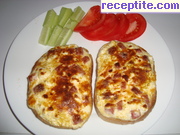 снимка 4 към рецепта Топли сандвичи с яйца, сирене и колбас