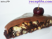 снимка 19 към рецепта Шоколадово-бисквитена торта