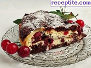 снимка 3 към рецепта Шоколадов сладкиш с извара, кокос и вишни