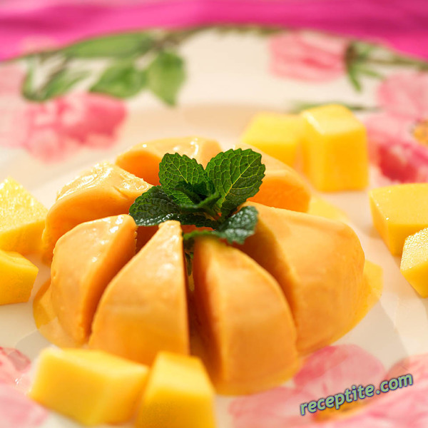 Снимки към Кулфи с манго (Mango kulfi)