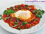 снимка 5 към рецепта Яйца с доматен сос