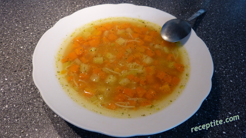 Снимки към Супа с моркови и тиквички