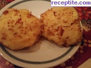 снимка 28 към рецепта Картофени кюфтенца с лук и сирене