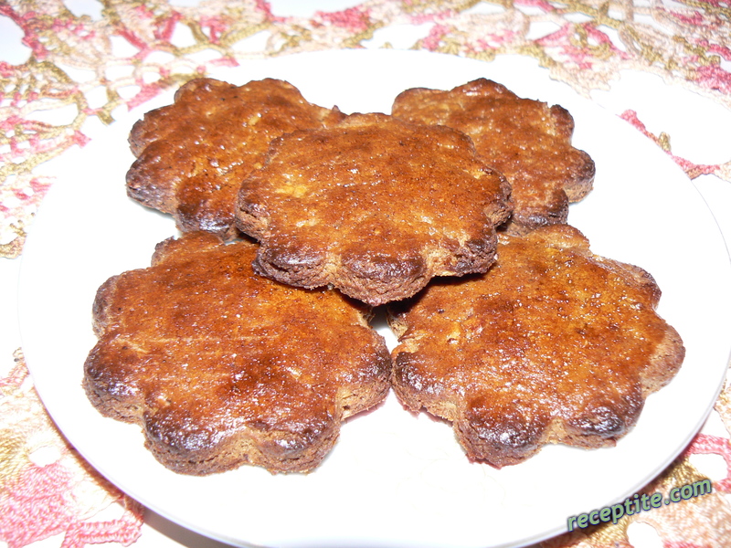 Снимки към Медени бисквити с брашно от лимец