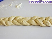 снимка 9 към рецепта Мързелива плетена сладка питка