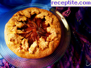 снимка 10 към рецепта Сладкиш с постно бисквитено тесто и сини сливи
