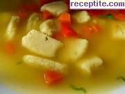 снимка 1 към рецепта Супа с ньоки от грис