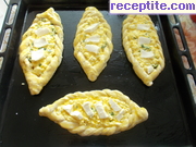 снимка 2 към рецепта Питки с яйца и сирене