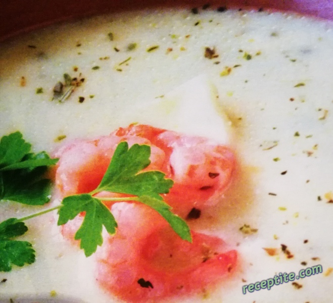 Снимки към Крем-супа от скариди и сирена