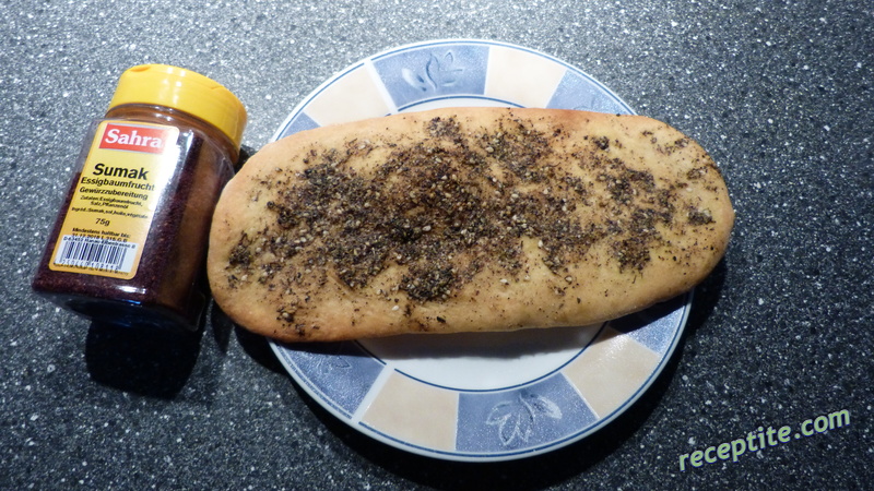 Снимки към Плоски питки със заатар