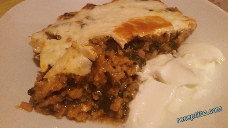Снимки към Спанак с кайма и ориз